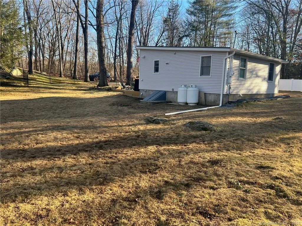 Photo of 82 Floradan Road