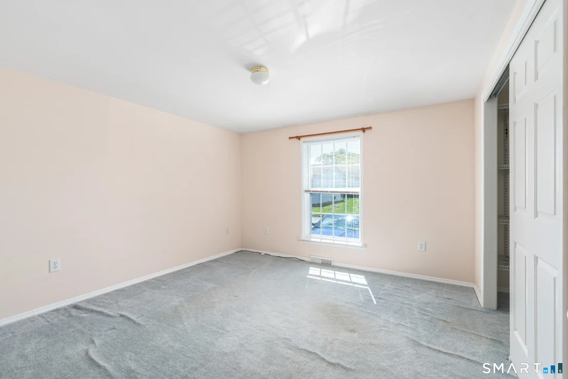 Photo of 17 Laurel Circle