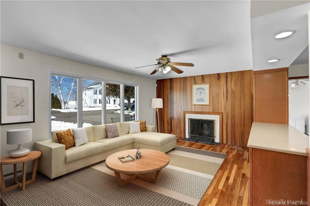 Photo of 309 Savage Hill Road