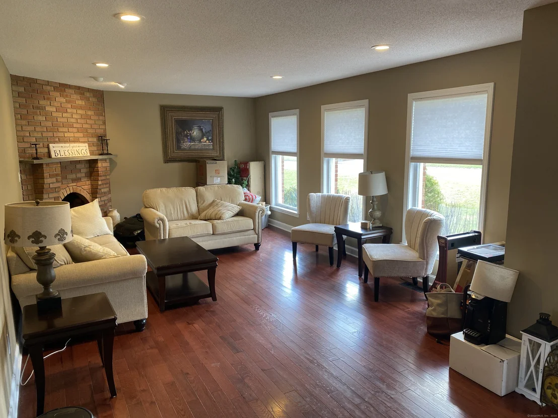 Photo of 302 Neill Drive