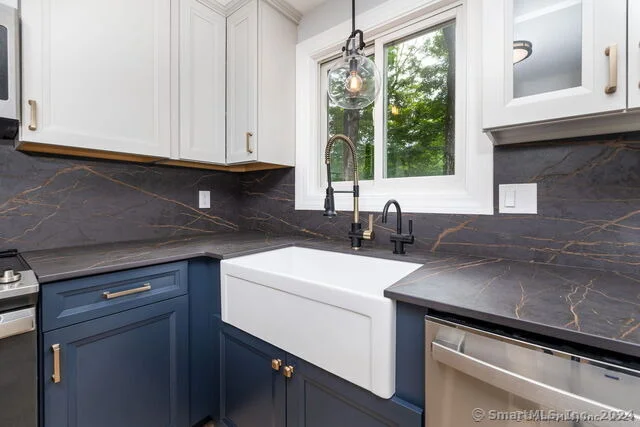 Photo of 9 Quiet Woods Road