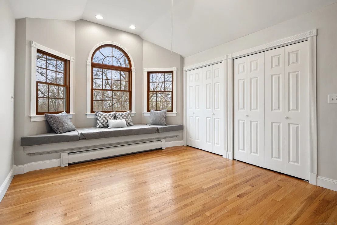 Photo of 17 Beverly Drive