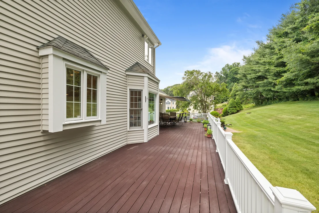 Photo of 124 Meadowview Drive