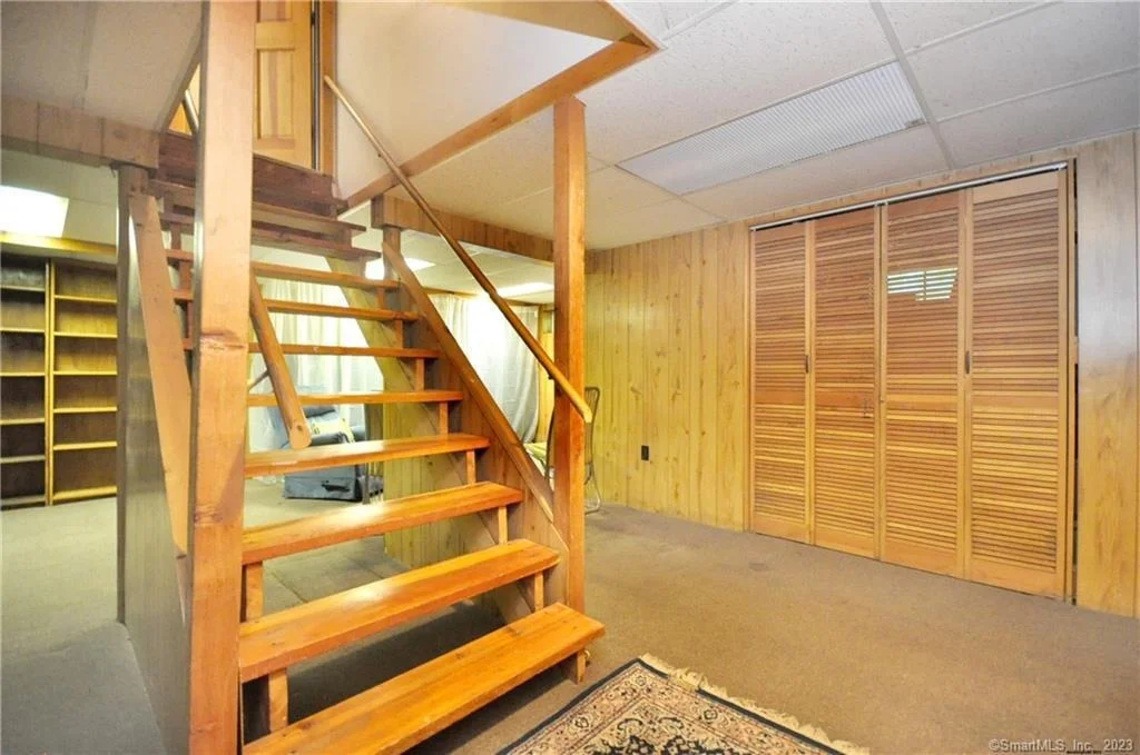 Photo of 5 Saxton Brook Drive