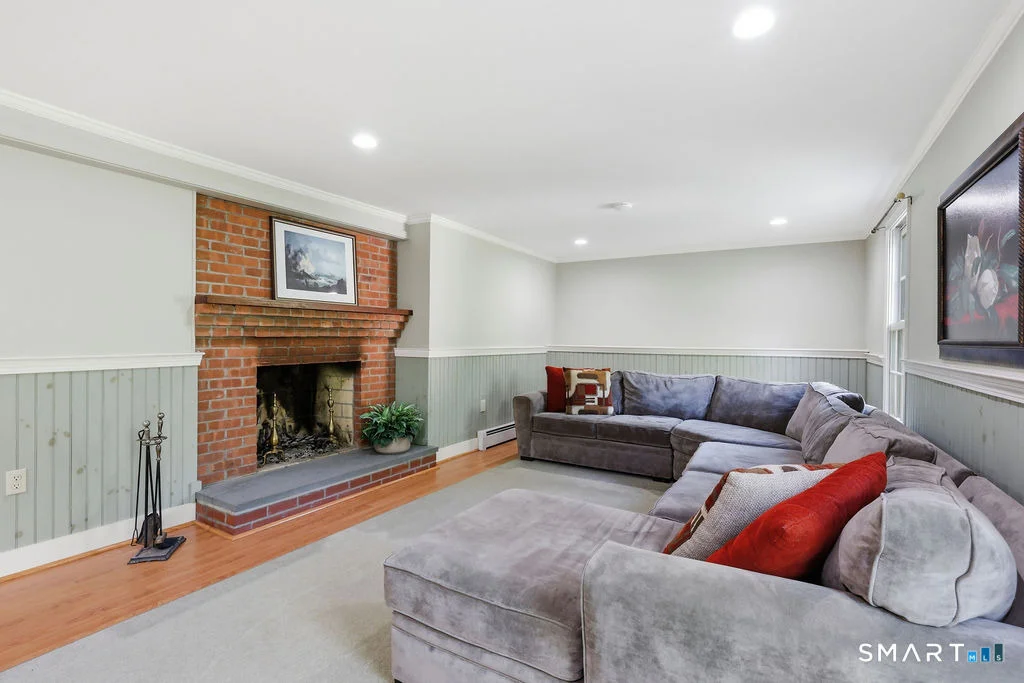 Photo of 8 Penwood Road