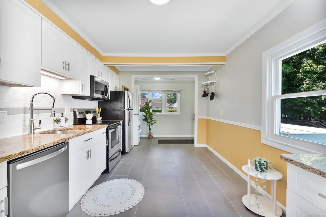Photo of 77 Ruth Road