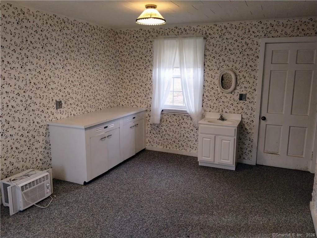 Photo of 448 Shore Road