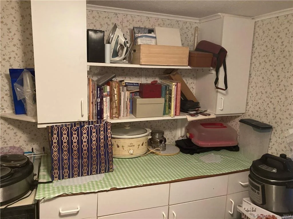 Photo of 319 Mashentuck Road