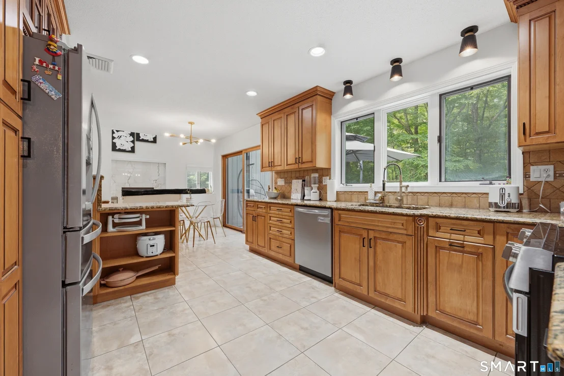 Photo of 25 Eagle Rock Trail
