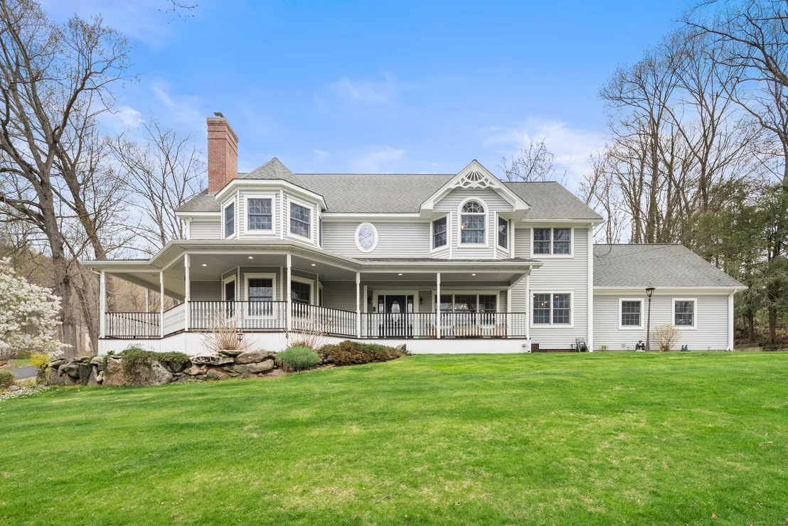Photo of 17 Beverly Drive