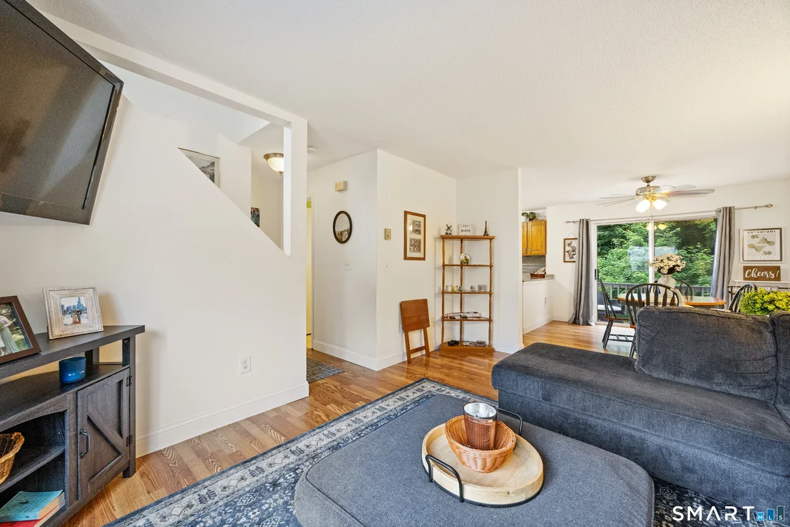 Photo of Unit 41D at 925 Oronoke Road
