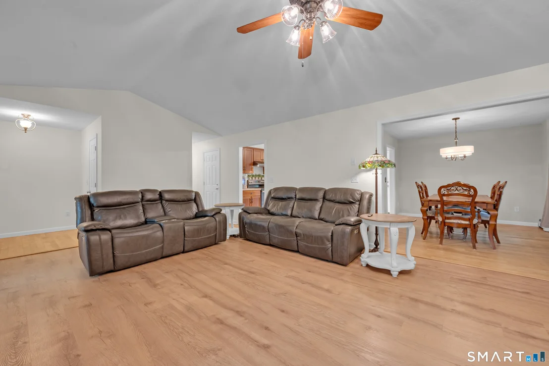 Photo of 141 Gibson Hill Road