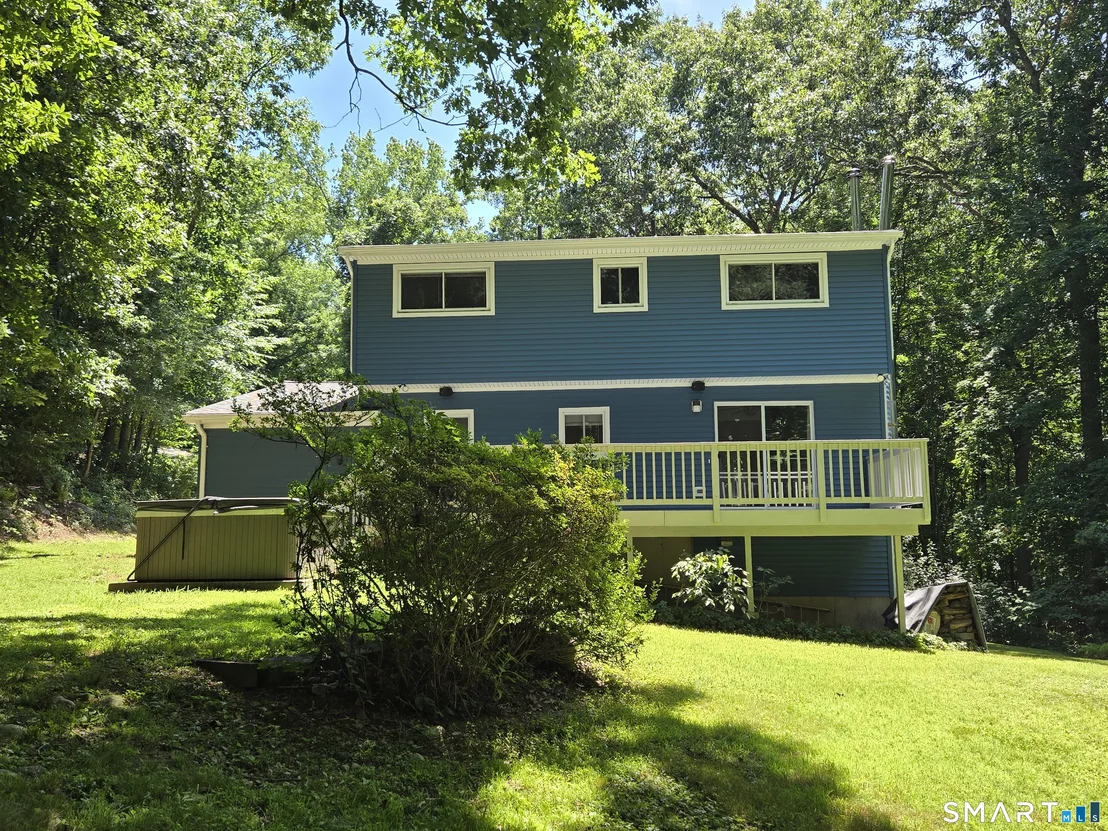 Photo of 231 Crestwood Drive