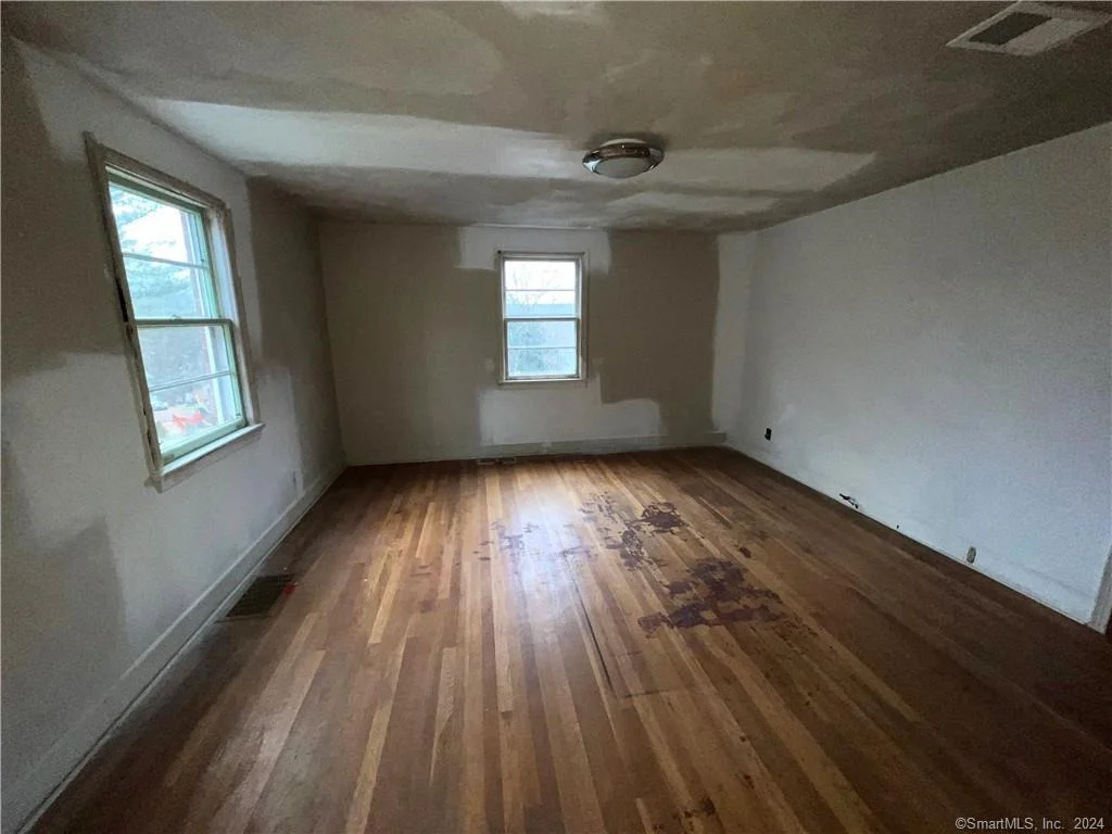 Photo of 52 Forest Avenue