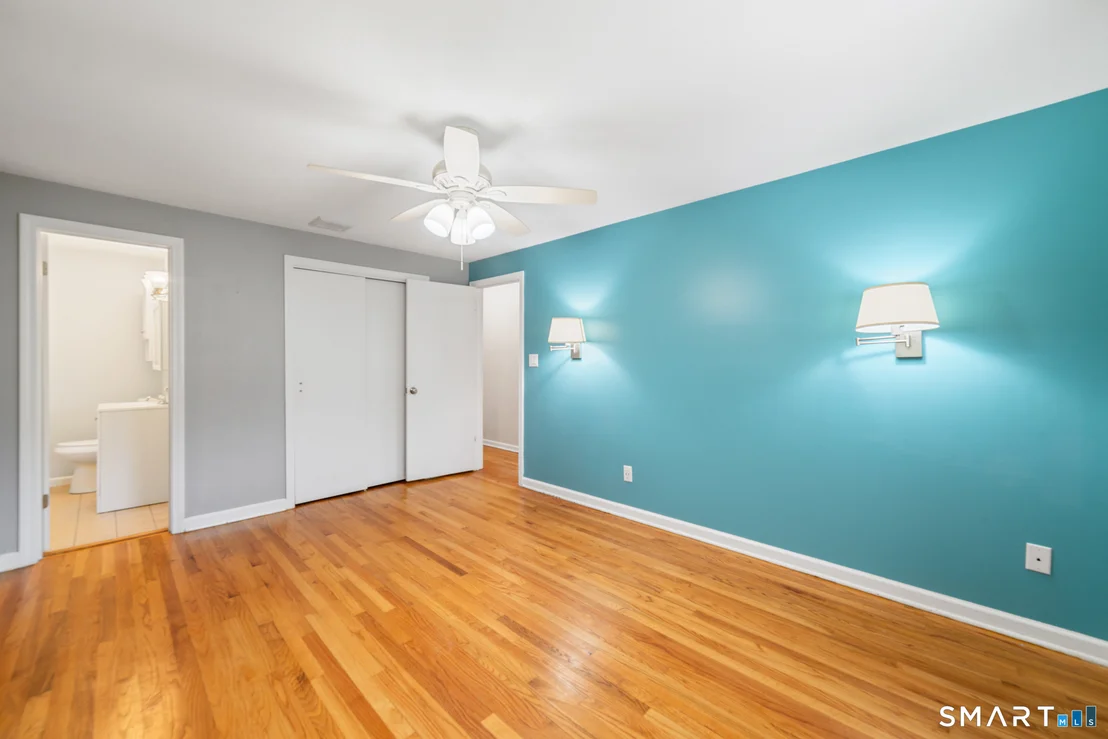 Photo of 12 Meadow Lane
