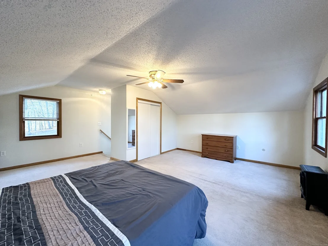 Photo of 418 Lake Road