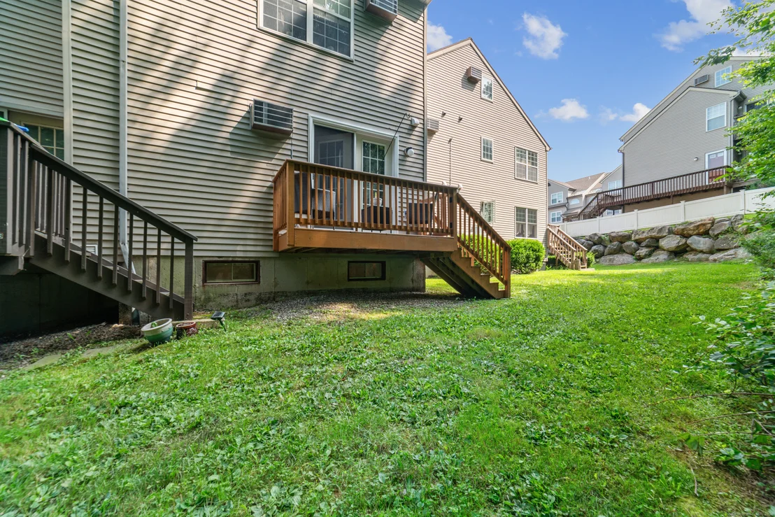 Photo of Unit APT68 at 19 Taft Point