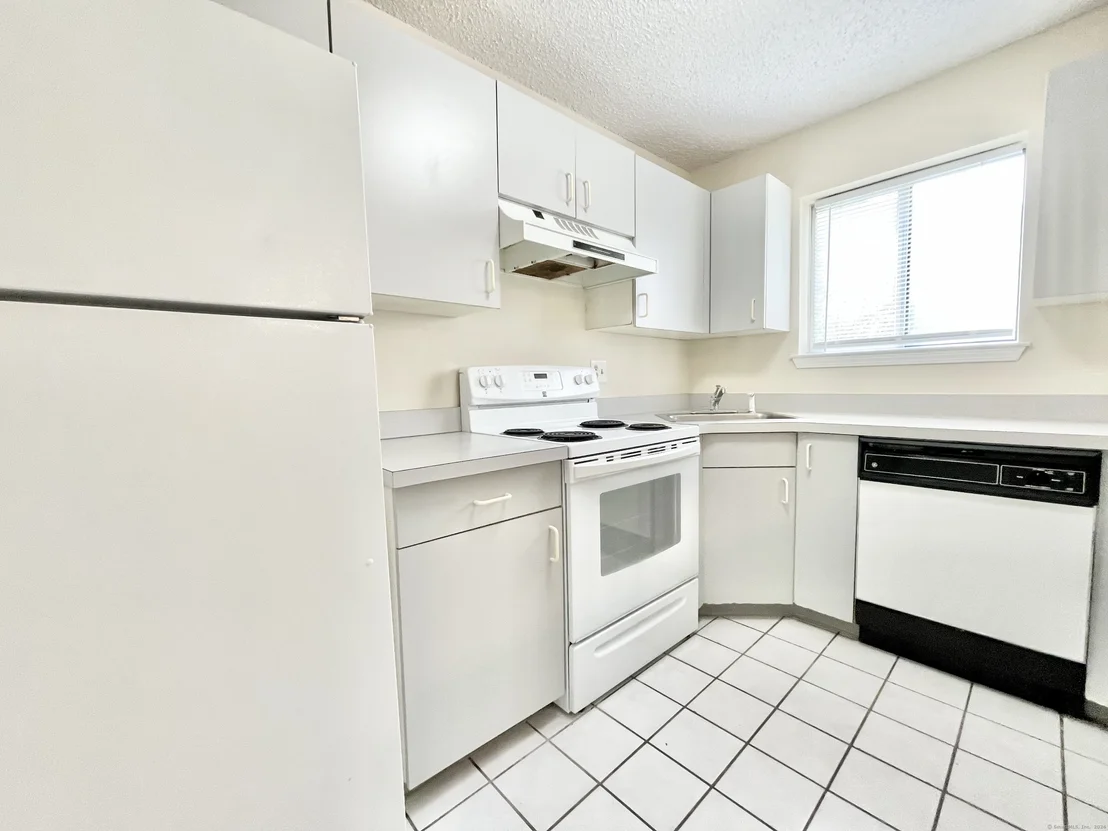 Photo of Unit 34D at 925 Oronoke Road