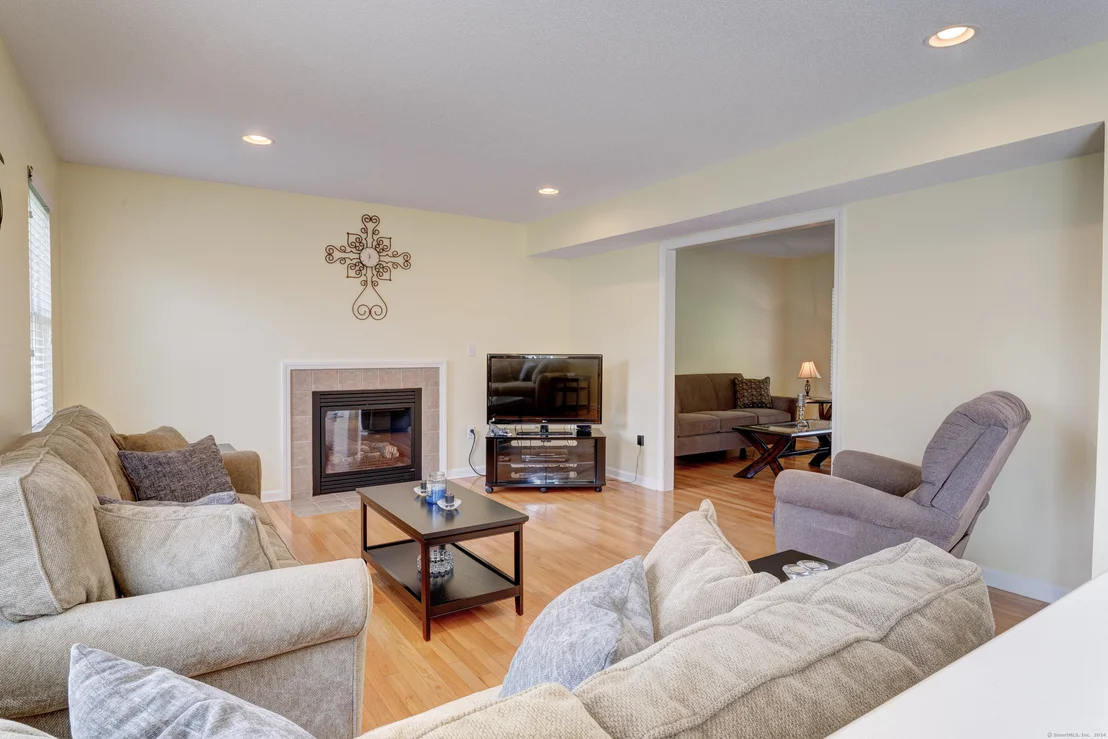 Photo of 142 Clearview Avenue