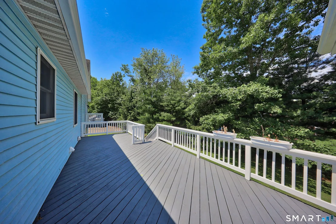 Photo of 49 Schenck Lane