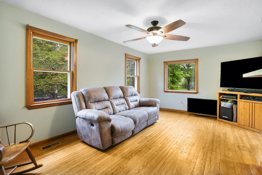Photo of 650 Goose Lane
