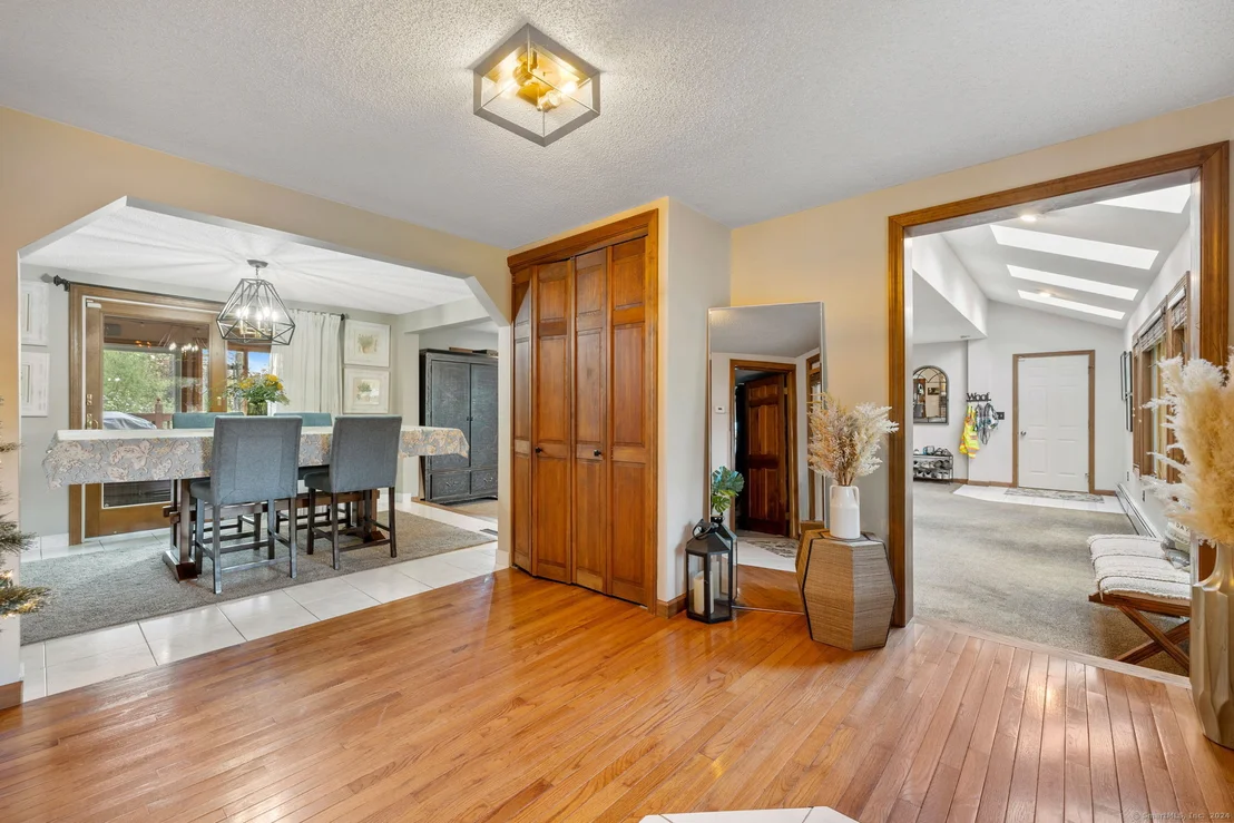 Photo of 67 Shuttlemeadow Road