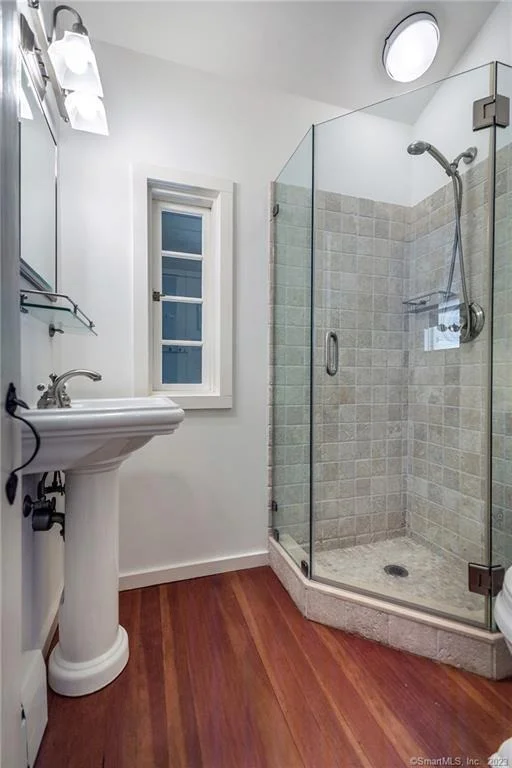 Photo of 16 Tompkins Hill Road