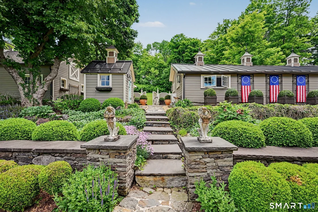 Photo of 6 Hoyt Road