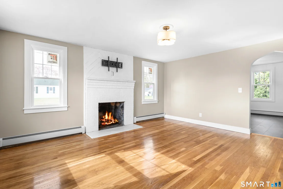 Photo of 395 Maple Street