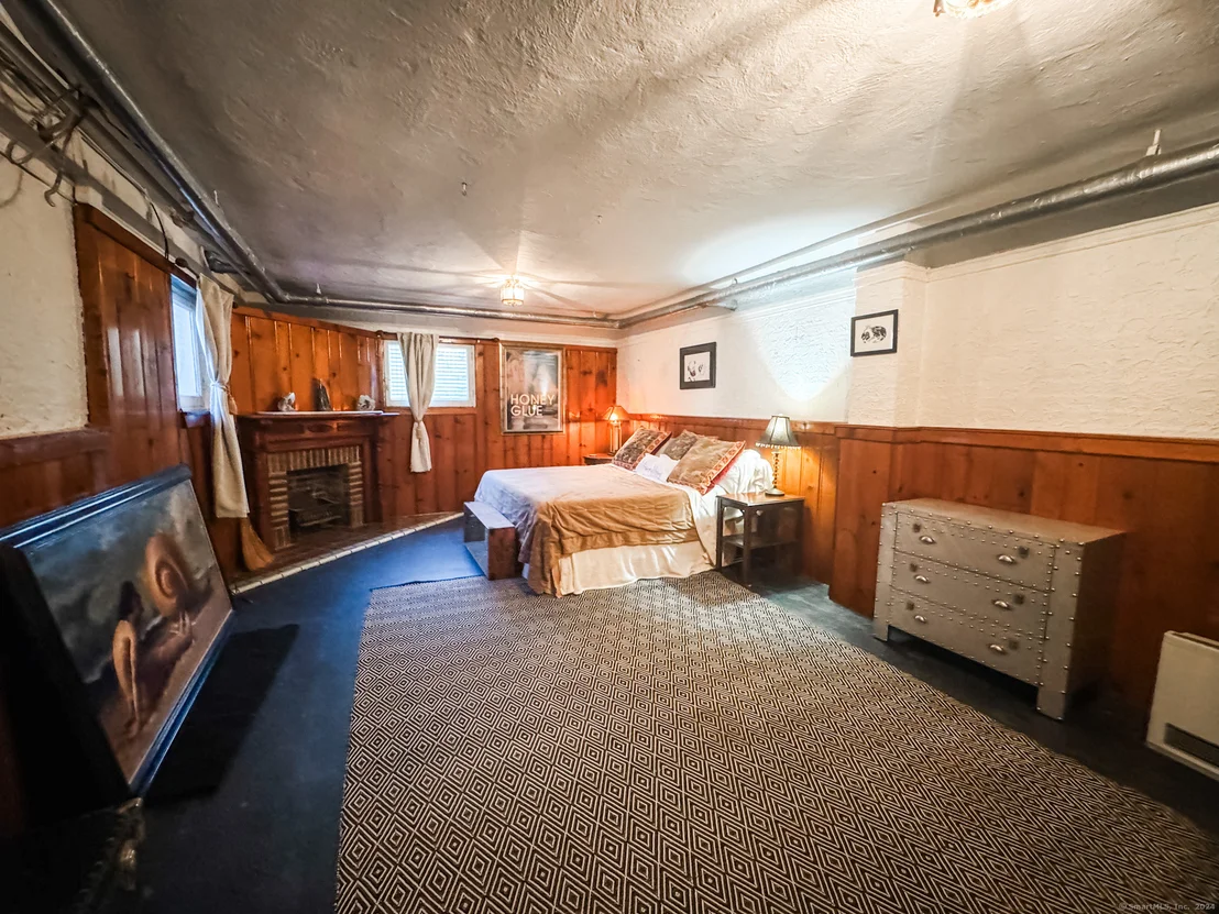 Photo of 185, 185.5 Grove Street