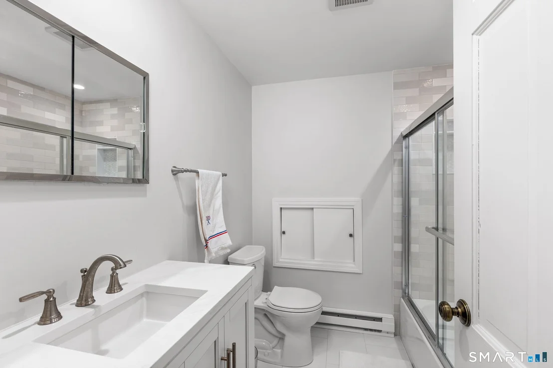 Photo of 15 Lindencrest Drive