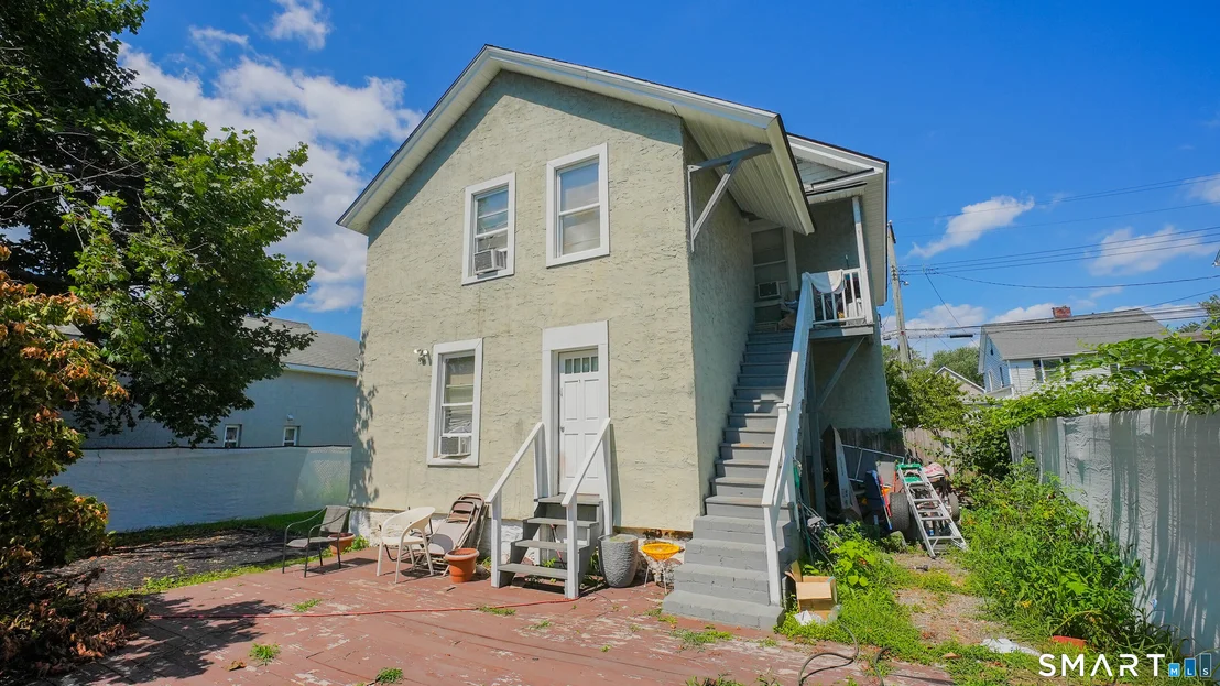 Photo of 46 Deforest Avenue