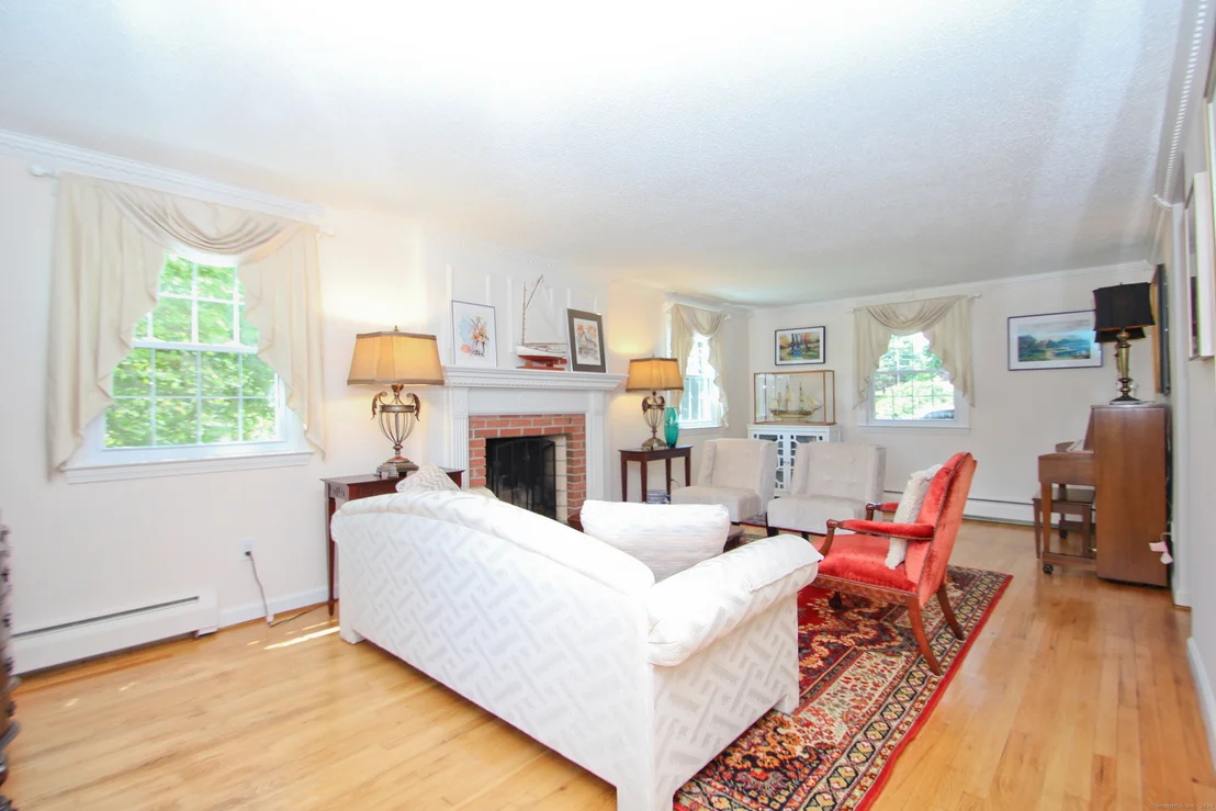 Photo of 150 Pleasantview Drive