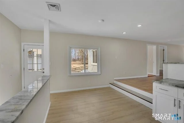 Photo of 822 Slater Road