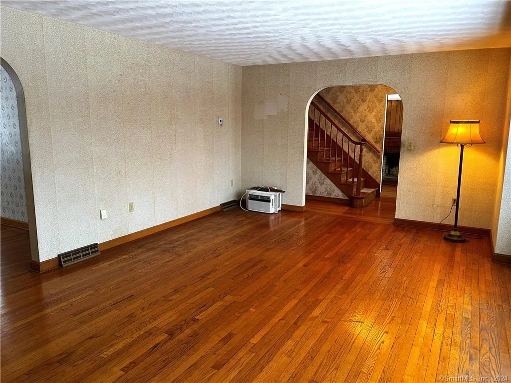Photo of 280 Root Road