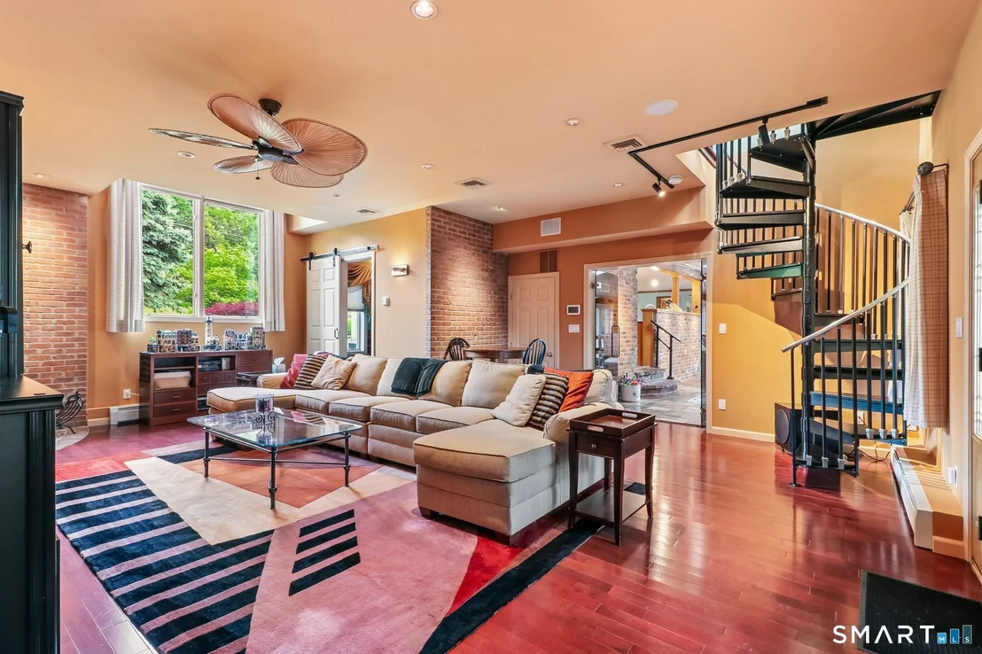 Photo of 103 Glenbrook Drive