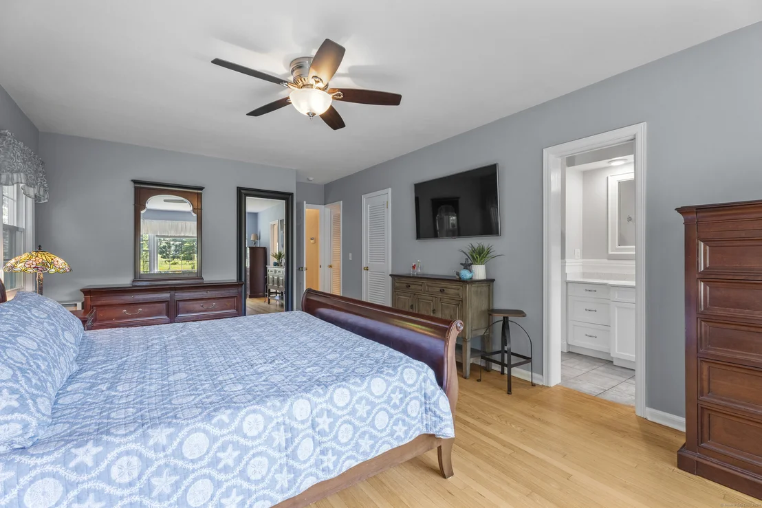 Photo of 691 Buttonball Road