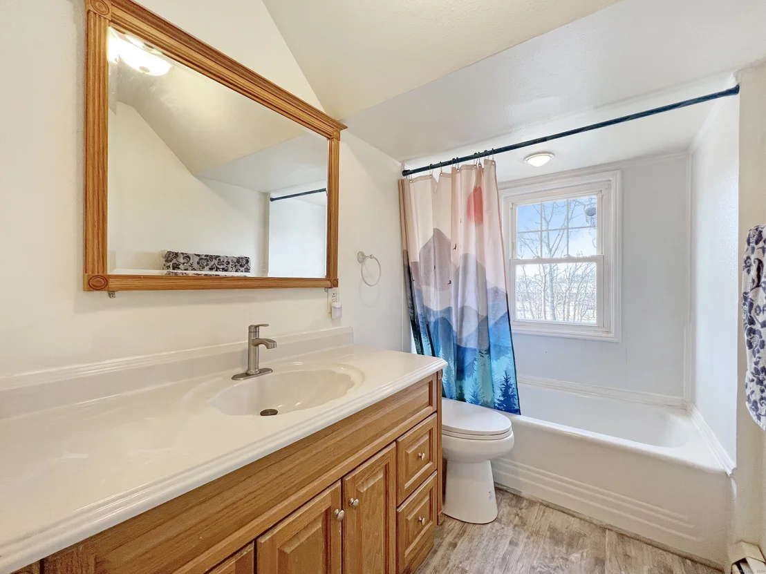 Photo of 625 Maple Hill Road
