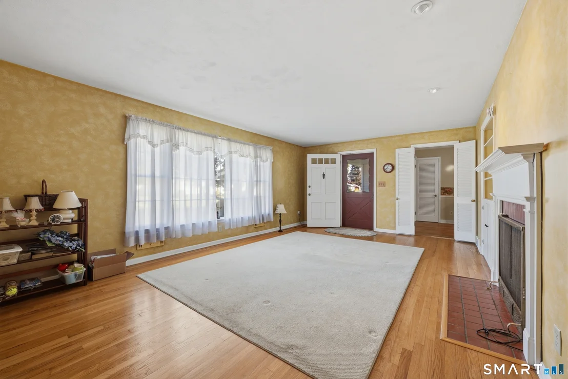 Photo of 145 Overland Drive