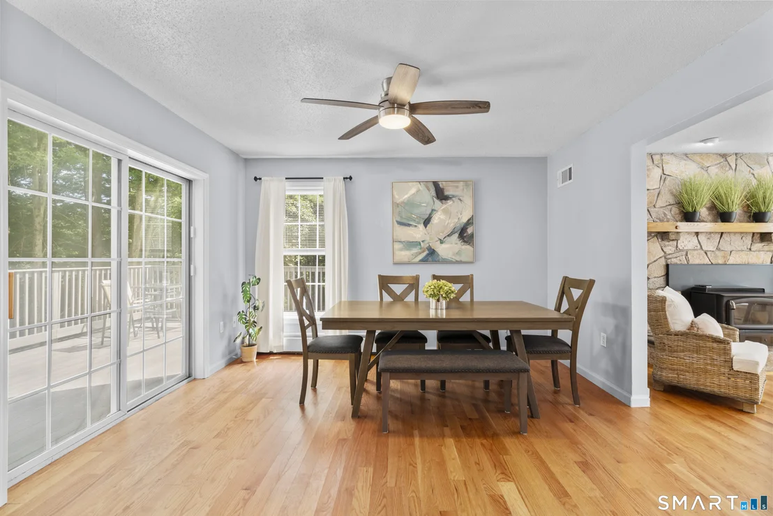 Photo of 264 Trumbull Highway