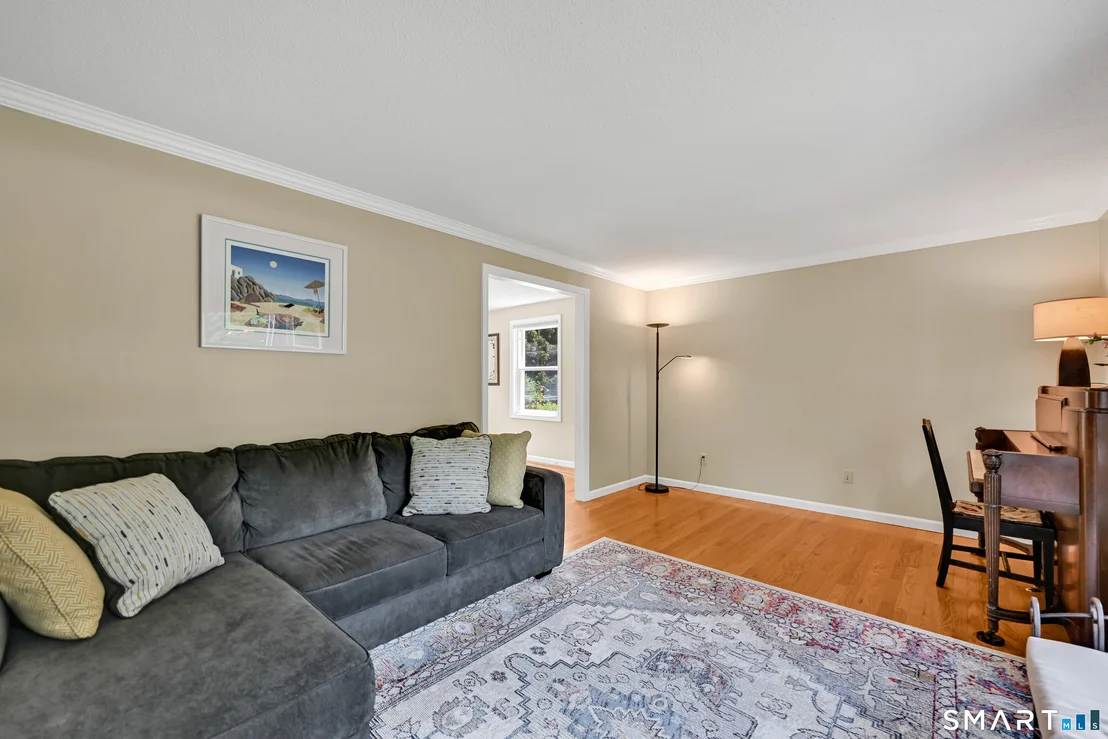 Photo of 118 Mountain Spring Road