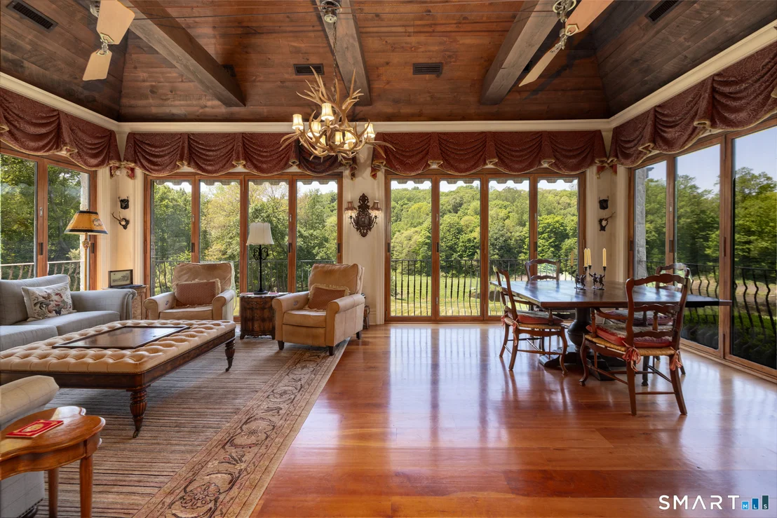 Photo of 7 Equestrian Ridge Road