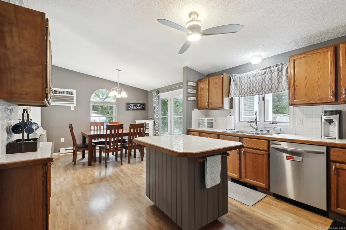 Photo of 103 Artisan Street