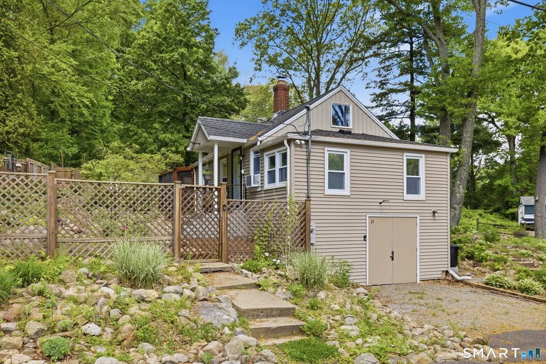 Photo of 21 Arlington Road