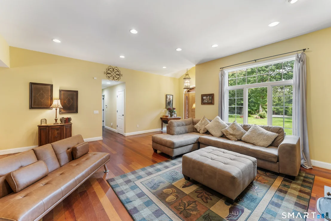 Photo of 3 Jason Heights