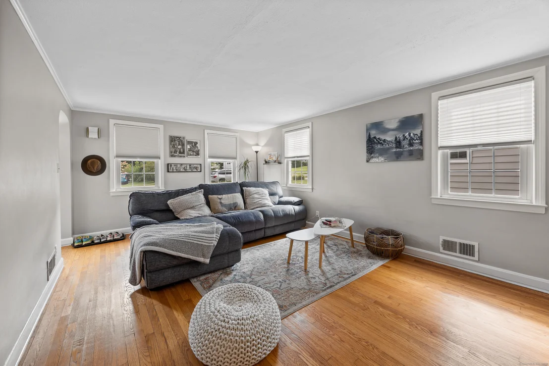 Photo of 165 Beverly Road