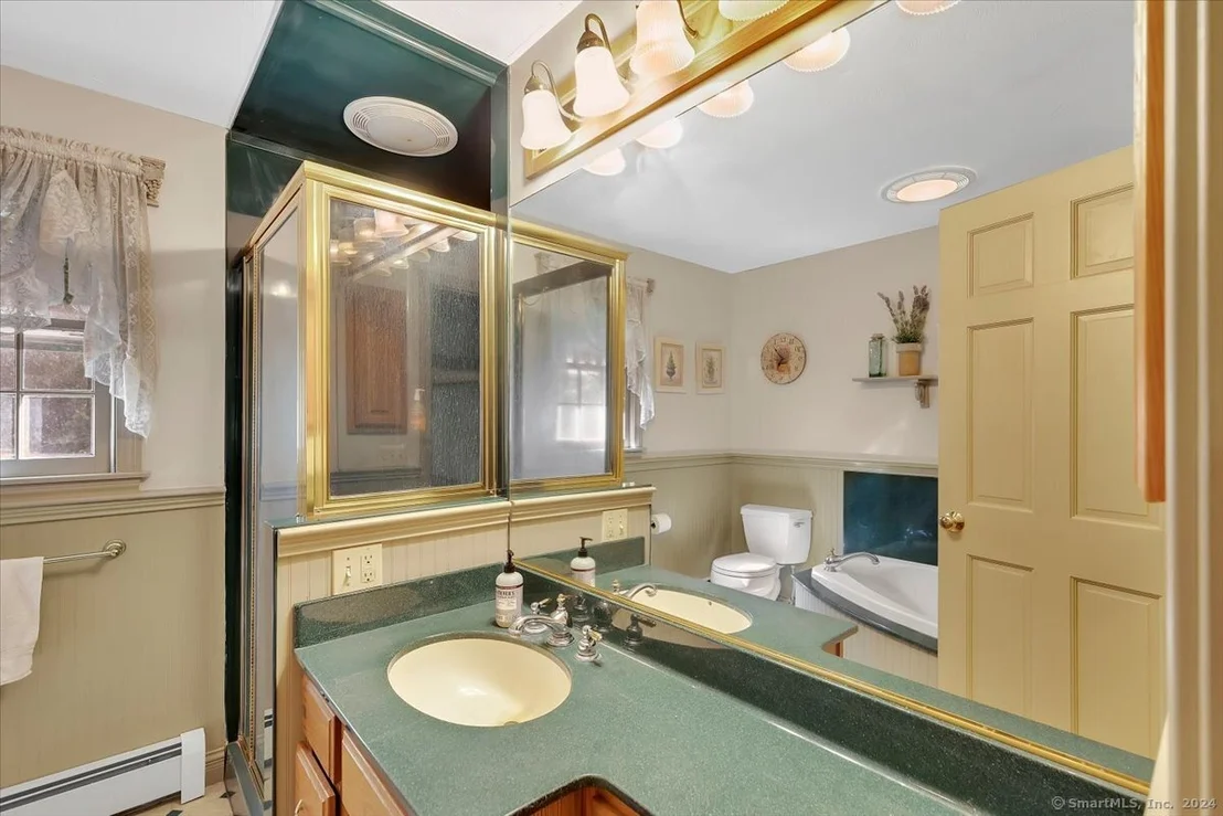 Photo of 201 Folly Lane