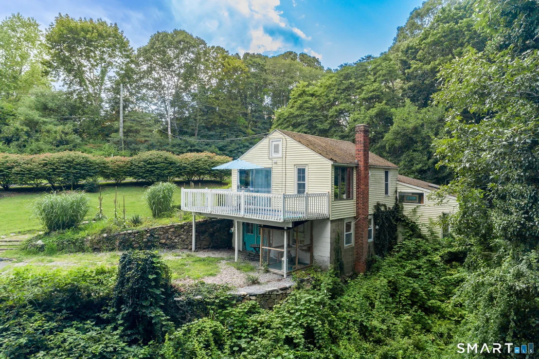 Photo of 70 Browns Lane
