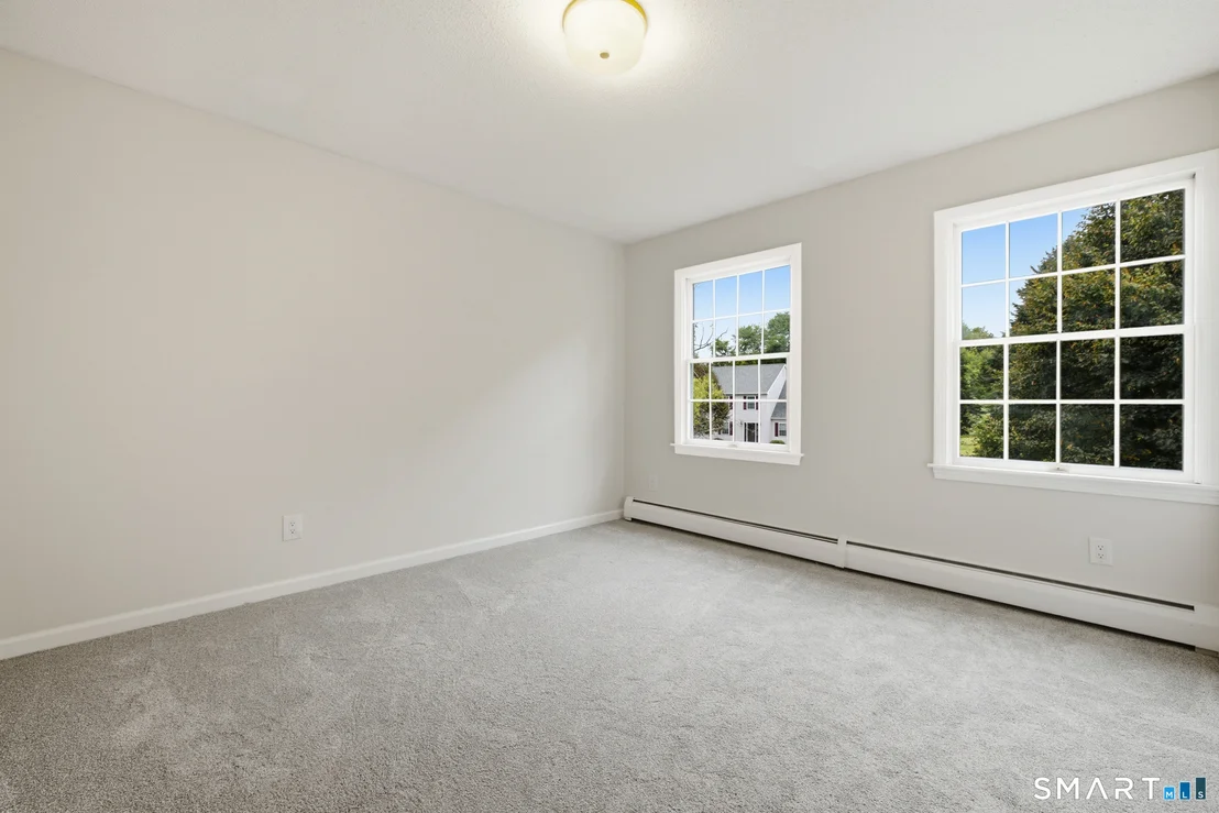 Photo of 35 Heritage Drive