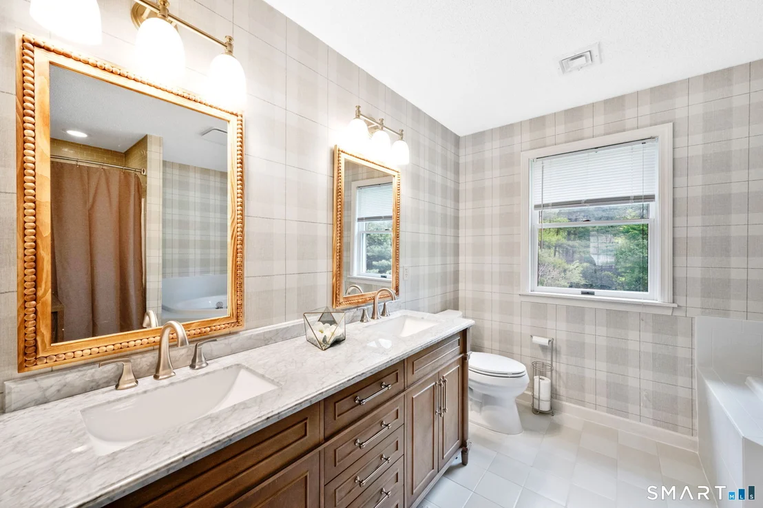 Photo of 11 Benjamin Drive